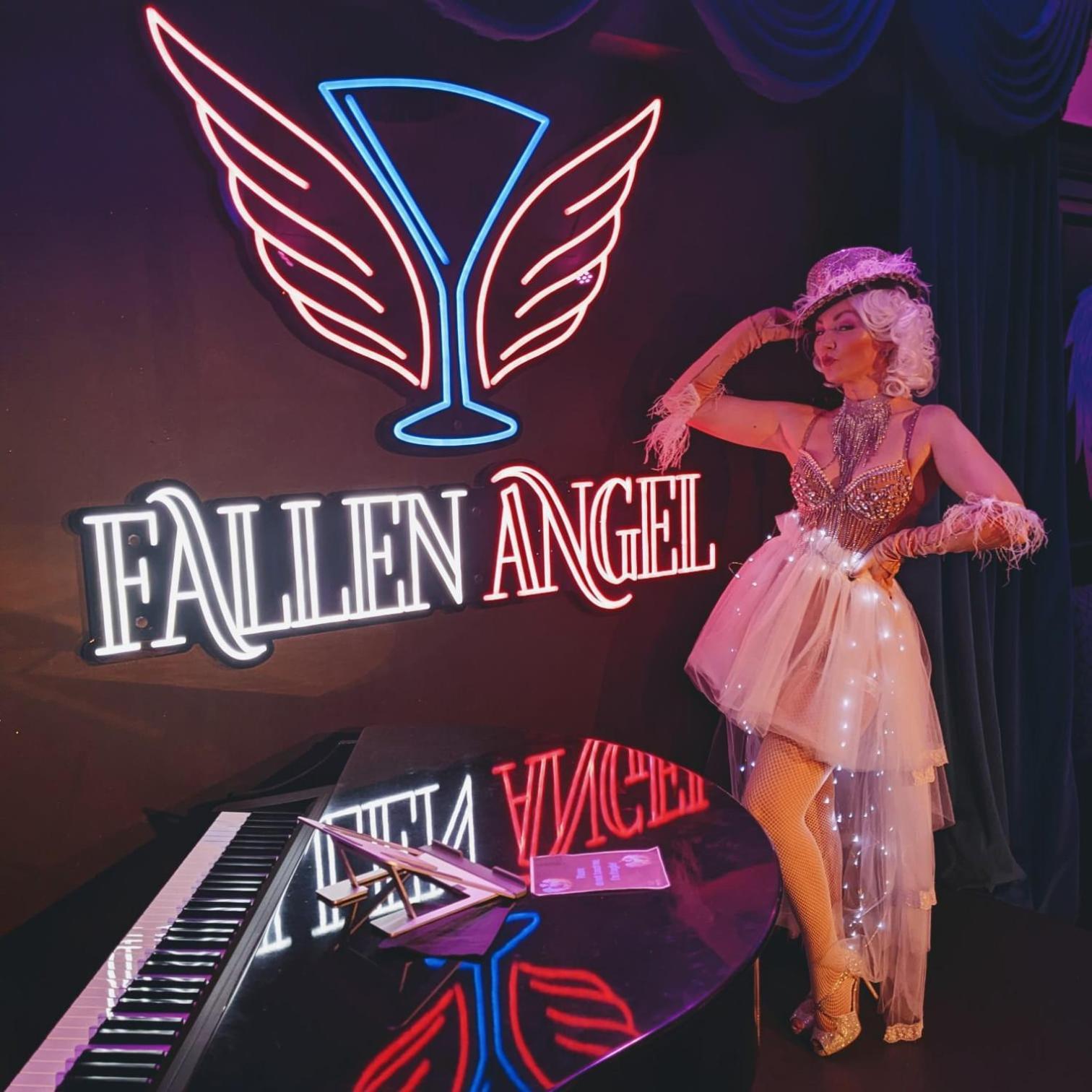 The Angel Posting House & Livery Гилдфорд Екстериор снимка